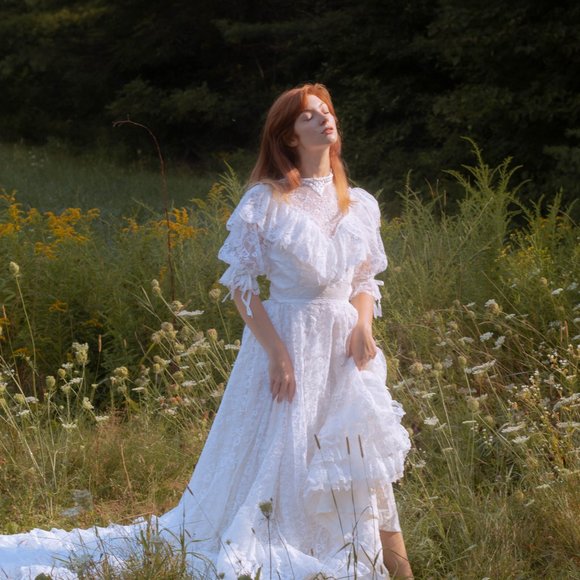 Dresses & Skirts - Vintage Style Lace Wedding Dress